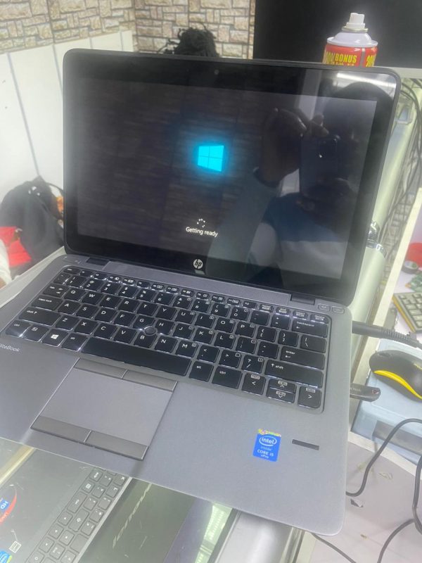 Hp Elitebook 820 G2 core i5/500gb/4gb/Touchscreen