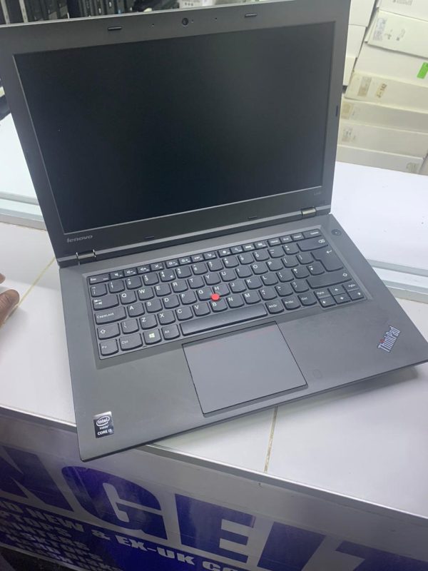 Lenovo Thinkpad X250 core i5/500gb/8gb/12.5” screen