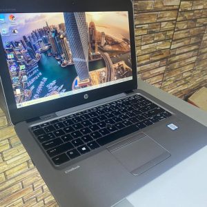 Hp Elitebook 820 G3 Core i5 /2.3ghz /256gb Ssd /8gb Ram 6th Gen