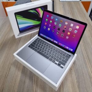 Apple Macbook pro core i7 512gb ssd/32gb ram/2020 Model