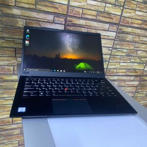 Lenovo Thinkpad T490s core i5/256gb ssd/8gb/8th gen