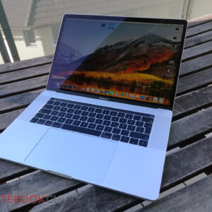 Apple Macbook Pro 15 Core I7/2tb Ssd/32gb Ram/2018 Model