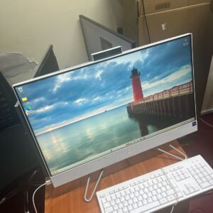 Hp All in One Desktop 27-core i7/512gb ssd/8g/Touchscreen
