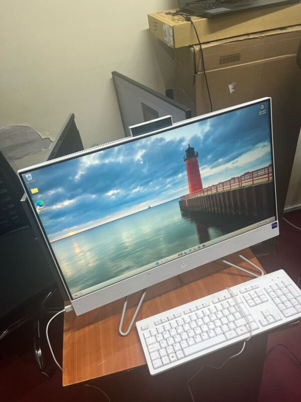 Hp All in One Desktop 27-core i7/512gb ssd/8g/Touchscreen