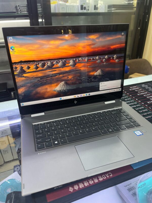 Hp Zbook studio X360 G5 core i7/512gb ssd/32gb/4gb Nvidia Graphics