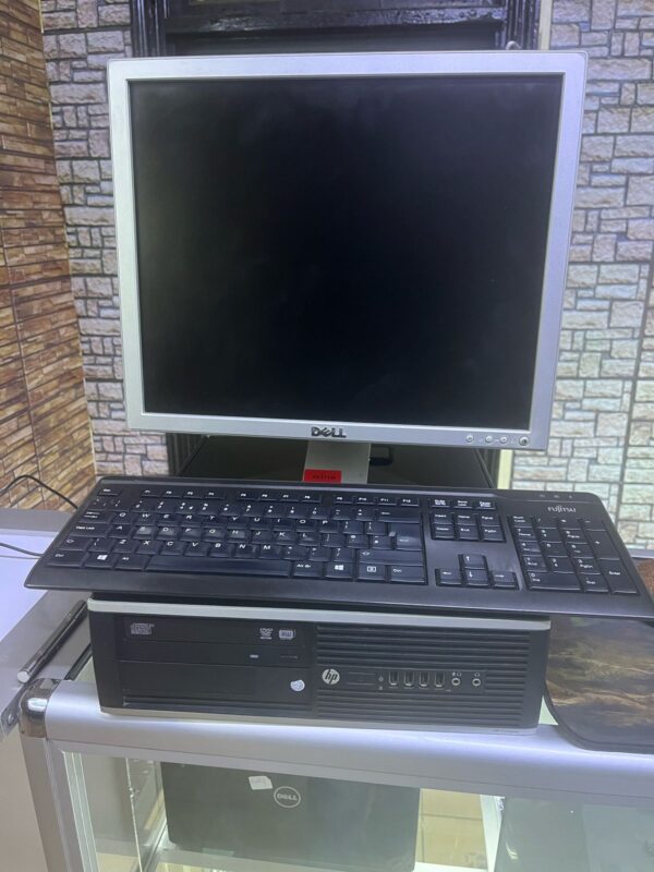 Hp desktop computer core i5/500gb hdd/4gb/17" screen