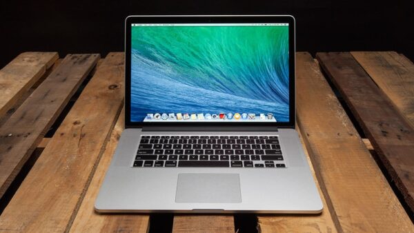 Macbook pro 15 core i5/512gb ssd/16gb/2014 Model