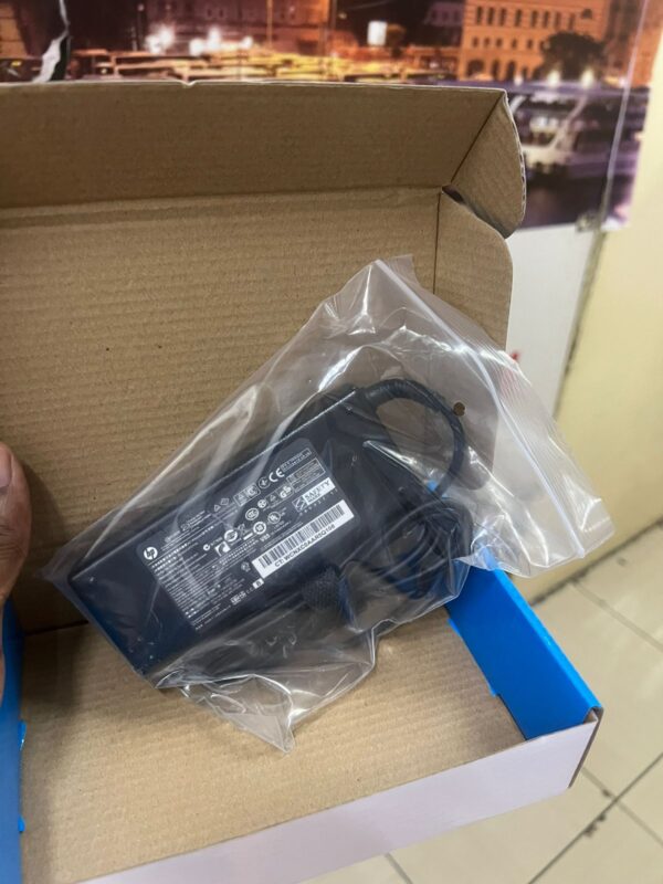 Hp Type C charger 65W