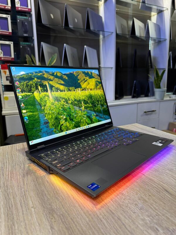 Lenovo Legion 7 pro core i7/1tb ssd/16gb/6gb Rtx 3060 graphics/11th gen