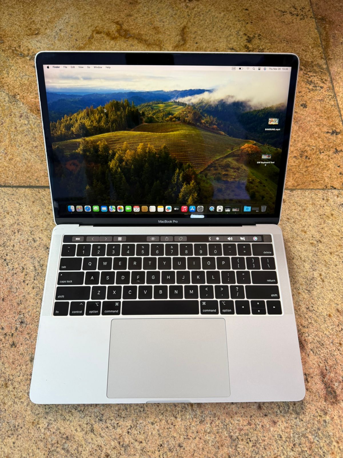 Apple Macbook Pro 2019 core i7/1tb ssd/16gb/13" screen