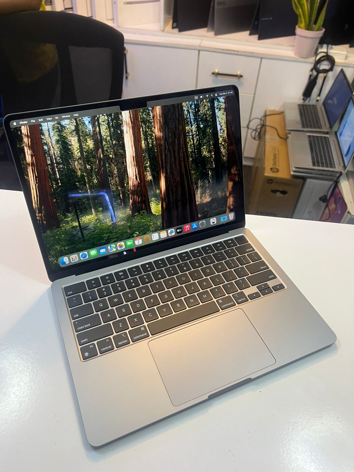 Apple Macbook Air M3 512gb ssd/16gb/2024 model